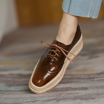 British style Brook carved flower pine cake shoes women 2021 spring and autumn leather lace thick sole shoes heeled shoes