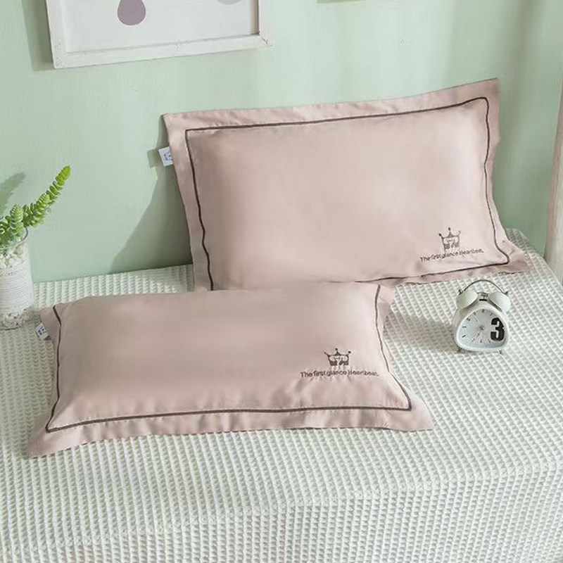High-end embroidery baby pillow sleeve 60 skin embroidered soft skin and light children's pillow case single