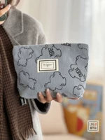 Маленькая сумка клатч, с медвежатами