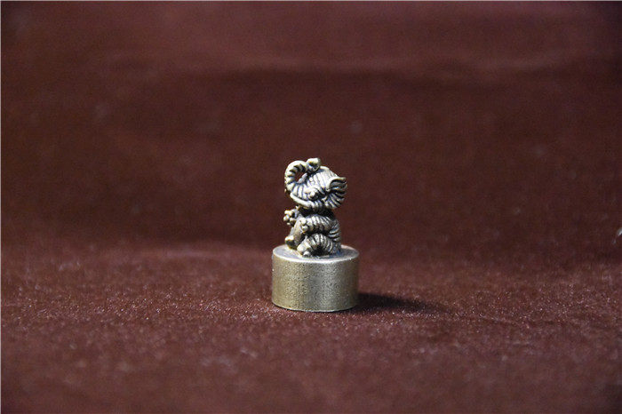 Elephant button bronze seal seal engraving bronze printed calligraphy and seal study abroad seal