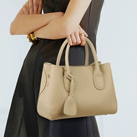 Абрикосовый, маленький