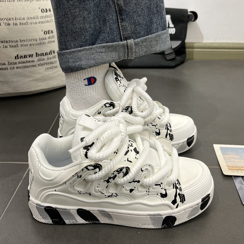 Original Graffiti White Sneakers for Men 2026 New Summer Versatile ins Trendy Student Casual White Skateboard Shoes Original Graffiti White Sneakers for Men 2026 New Summer Versatile ins Trendy Student Casual White Skateboard Shoes