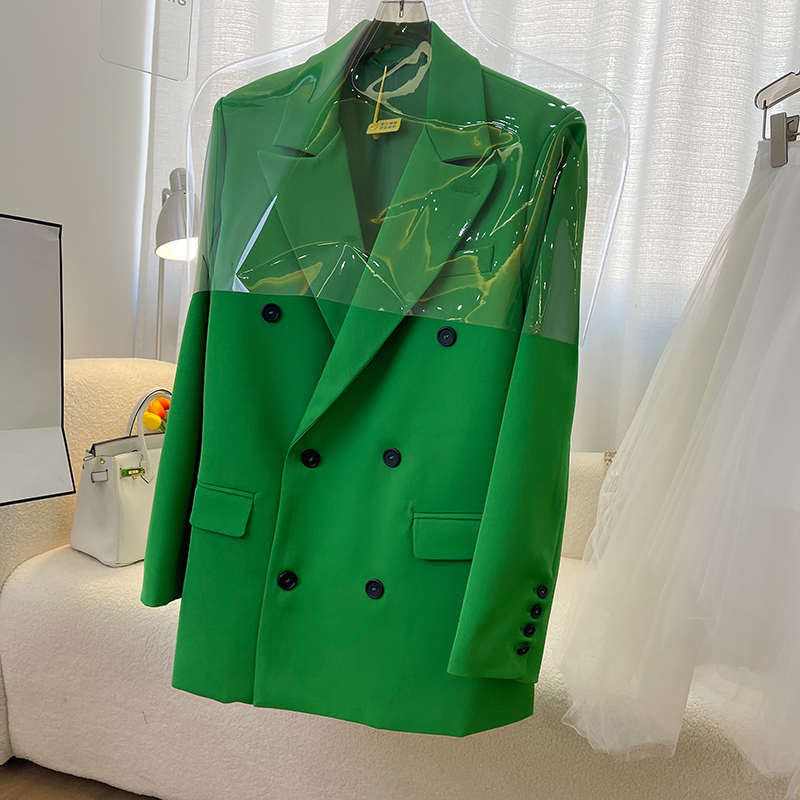 Green suit jacket female short section 2022 Early spring new Korean version Fashion double-row buckle temperament Thin Western Suit Blouse