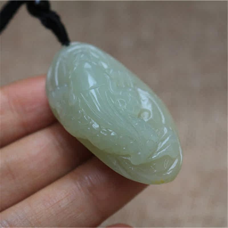 Natural jade pendant Xinjiang and Tian Yubai jade gold toad pendant handmade carved toad pendant rich and expensive
