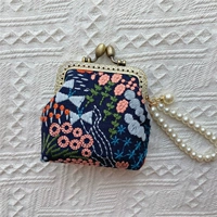 Темно-синее цветочное море, согласно картинке