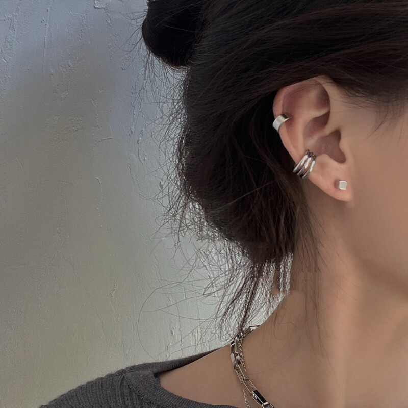 Korean net red high-end ear clip female no ear hole indifferent niche earrings simple style personality asymmetric ear bone clip