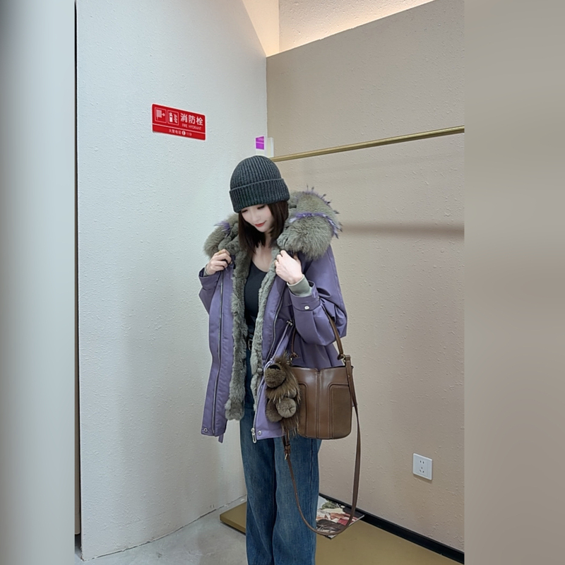 [Little Fox Fairy] Winter High-End Parka for Women with Rabbit Fur Lining, Convertible Design, Waist-Cinching, Slimming Effect