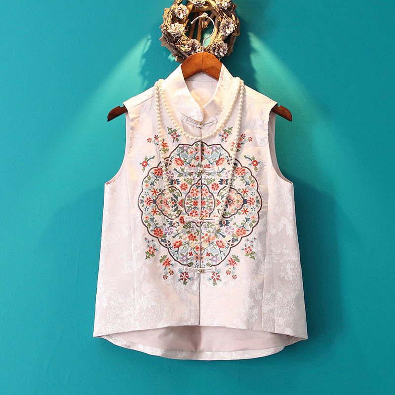 Small Good House China Wind Women's Clothing 2022 Springtime Embroidered Waistcoat Chinese Kan Shoulder waistcoat Improved qipao vest