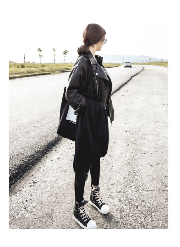 Áo khoác nữ bằng da Ulzzang lỏng sang trọng đầu máy PU ngắn phong cách Harajuku 2018 mùa đông mới cộng với nhung dày áo da dê