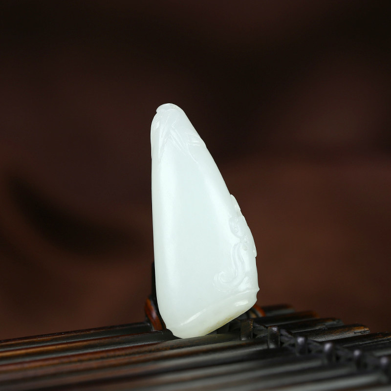 Small and exquisite bamboo bat pendant Run Yuyuan Xinjiang Hetian jade white jade seed material pendant jade pendant blessing 11g