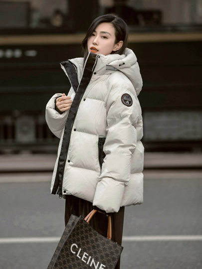 2025 New Winter Short down Jacket for Women, Loose Puff Style, Thickened for Extreme Cold, Petite Size, Puffer Jacket