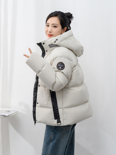 White Goose down Short Puffer Jacket for Women, 2025 New Winter Loose Puff Coat, Thickened for Extreme Cold, Petite Size, Bread-Style Jacket