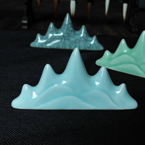 Подлинный Longquan Celadon Trumpet Bijiaoshan Wushan Pen Tuo щетка, чтобы повесить ручку, повесить эссе Четыре сокровища каллиграфии