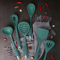 High Temperature Resistant Silicone Pan Shovel Home Food Grade Kitchen Nonstick Pan Special Frying Scoop Soup Leak Spoonful