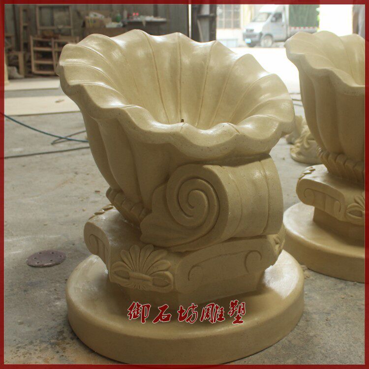 Sandstone water spray shell glass fiber reinforced plastic water spray conch garden water outlet fountain landscape flower pot water bowl sandstone relief