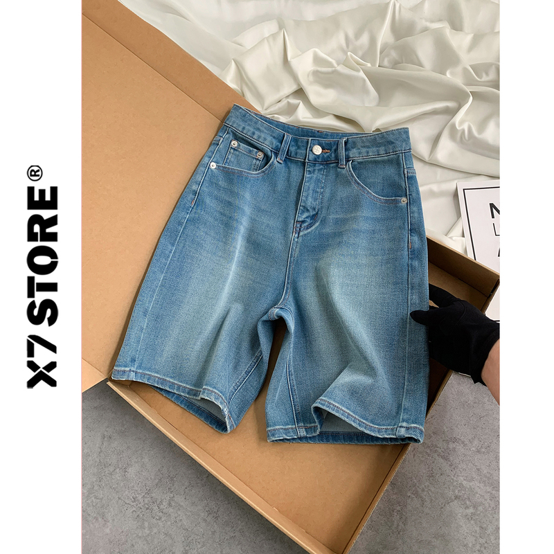 American Retro Washed Light Blue Denim Shorts for Women with a Straight Cut and a Design That Flatters the Thighs, Four-Way Stretch