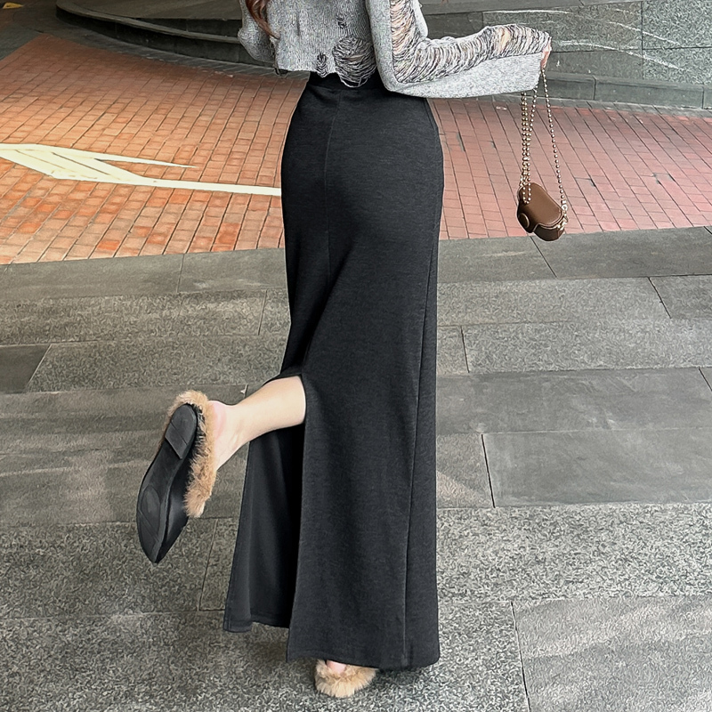Knitted Skirt, Black and Gray Pencil Skirt, Long Skirt, 2026 Spring and Autumn, High-Waisted, Slit, Makes You Look Taller and Slimmer, Long One-Step Skirt