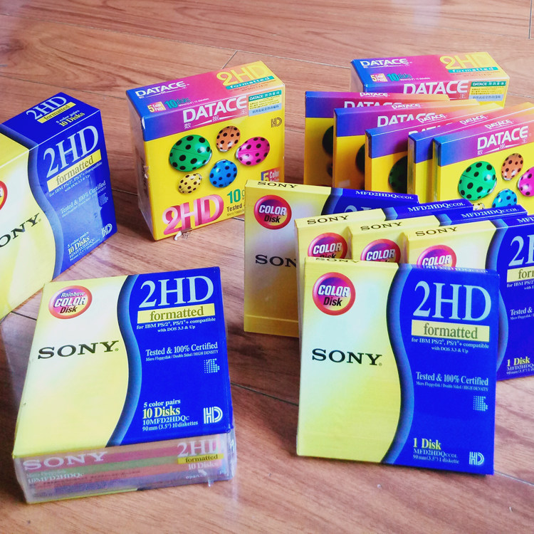 Sony floppy disk Embroidery machine Textile machine Sony computer disk floppy disk 3 5-inch floppy disk 1 44m