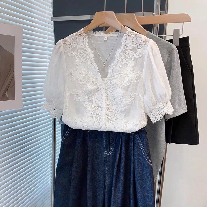 White V-Neck Lace Short-Sleeve Shirt for Women 2026 New Summer Plus Size Luxury High-End Blouse Top White V-Neck Lace Short-Sleeve Shirt for Women 2026 New Summer Plus Size Luxury High-End Blouse Top
