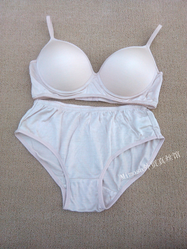 Nhật bản phần mỏng áo ngực lụa thoải mái không có vòng thép ít ladies bra kích thước lớn không có dấu vết ngủ 50 kim nhà máy lụa