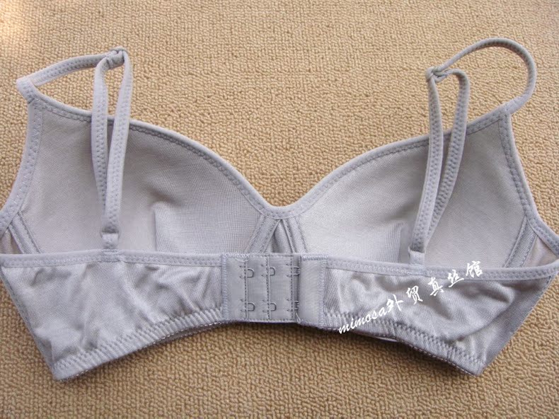 Nhật bản phần mỏng áo ngực lụa thoải mái không có vòng thép ít ladies bra kích thước lớn không có dấu vết ngủ 50 kim nhà máy lụa