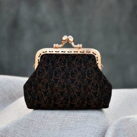 Летающие лакомые кусочки