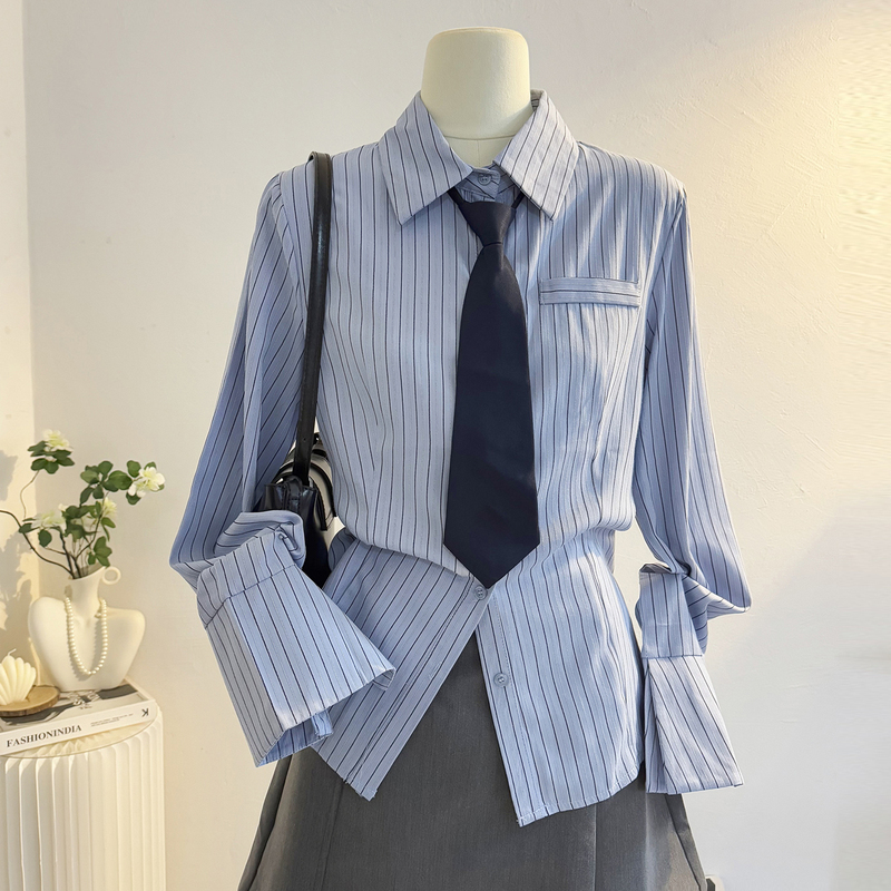 2026 College Style Blue Striped Long Sleeve Shirt, Slim Fit, Age-Reducing, Sweet and Slimming Shirt with Tie Top