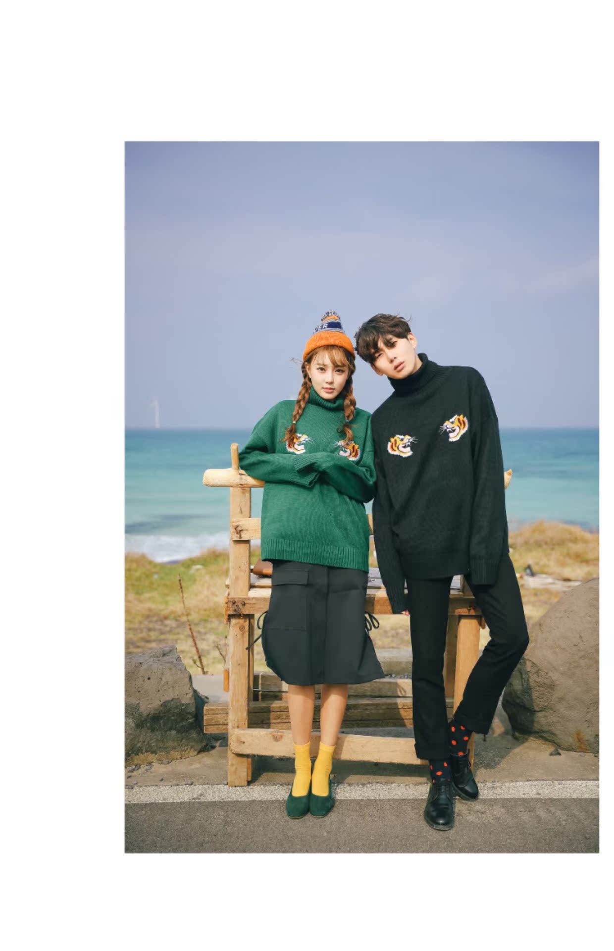 iF Fashion mùa đông mới phong cách châu Âu và Mỹ tinh tế thêu hổ cặp đôi áo len cao cổ áo len ấm áp đan áo len nam áo khoác đôi
