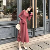 2018 mới mùa thu và mùa đông retro grandiflorum Pháp cô gái tính khí canh tác dài tay đan đầm váy đỏ váy len body dài