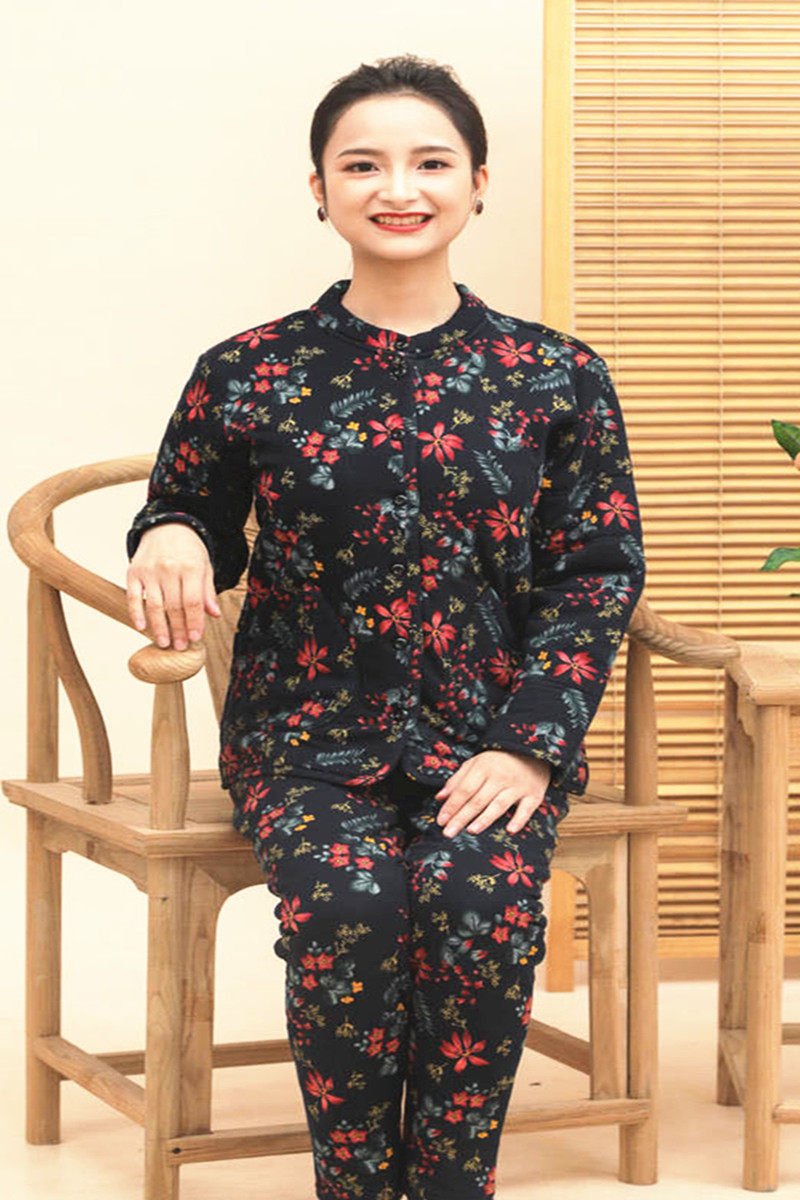 Mulberry silk padded jacket female short elderly padded jacket female mother winter silk padded coat 60 years old 70 years old 80