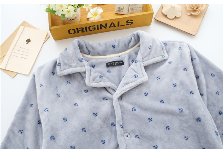 Đặc biệt hàng ngày của nam giới mùa thu và mùa đông flannel đồ ngủ dài tay mùa đông thiết lập dịch vụ nhà lông cừu san hô cộng với kích thước cộng với nhung do ngu nam