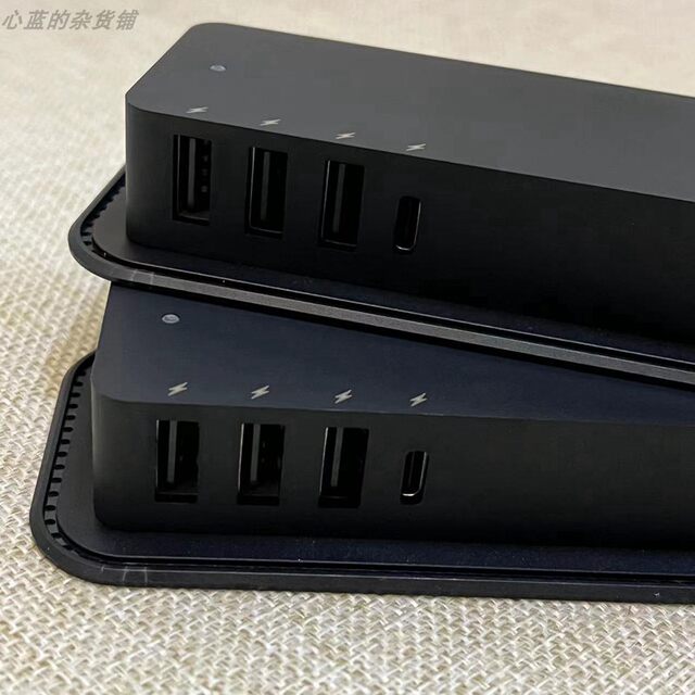 Original Mophie four-port 25W fast charging mobile phone tablet PD charger suitable for iphone14pro/13p Samsung