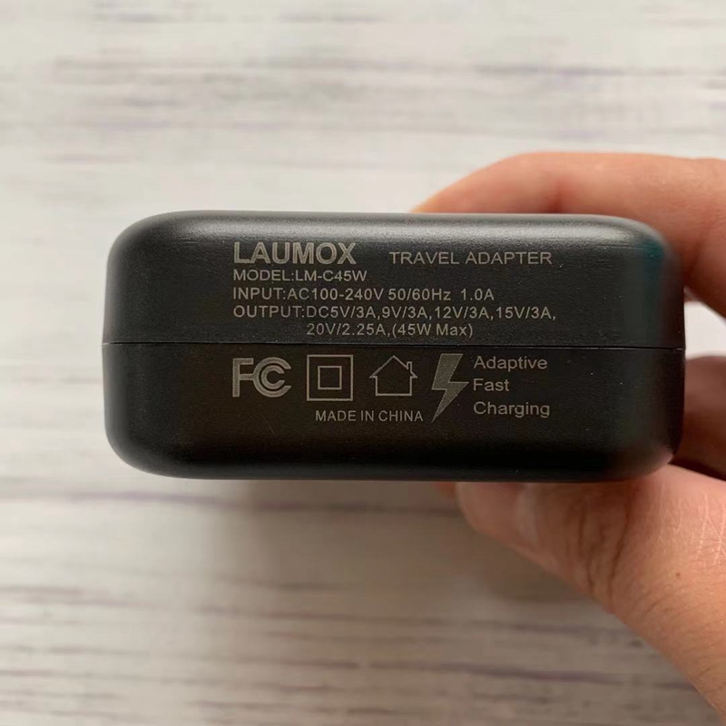 LAUMOX fast-charging PD45W charger applies macbook ipad iphone12 11pro type-c