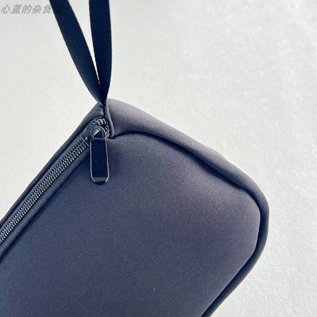 Portable Toiletries and Makeup Storage Bag, External Hard Drive, Gps, Power Charger, Data Cable, Earphones, Zipper