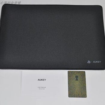 Aukey Small Keyboard Mouse Pad Smooth Surface Non-Slip Rubber Gaming Black Mouse Desk Pad 3mm Thick
