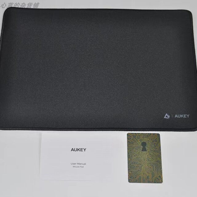 Aukey Small Keyboard Mouse Pad Smooth Surface Non-Slip Rubber Gaming Black Mouse Desk Pad 3mm Thick