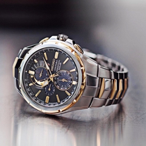 Overseas Seiko Seiko Fashion Room Gold Belt Photokinetic Energy Three Eyes Timing Luminous Mens Watch SSC376