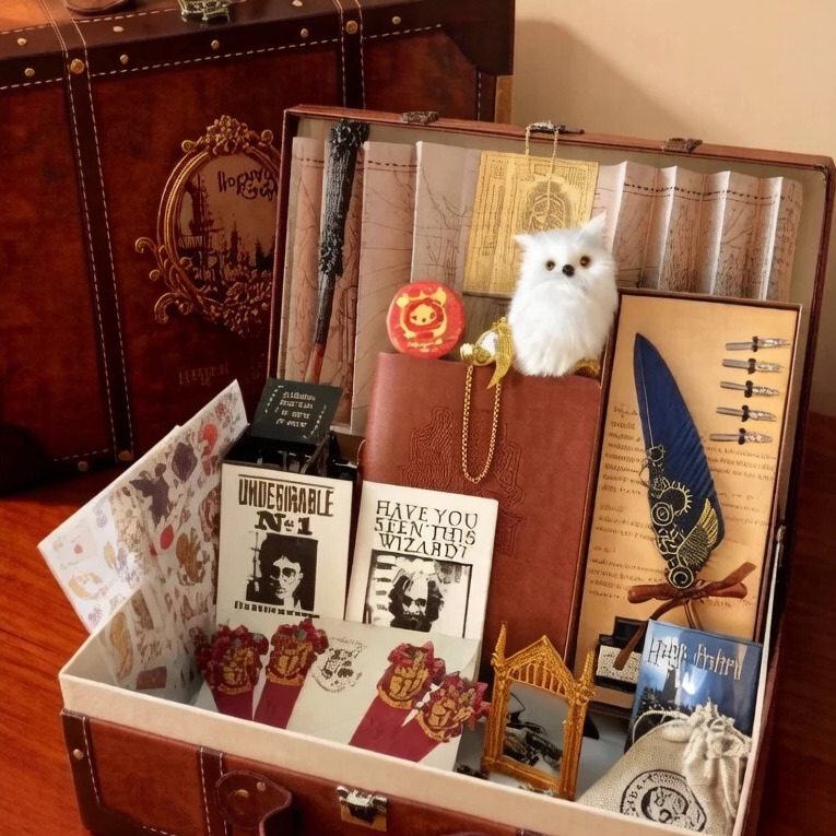 Harry Potter Merchandise Series Creative Gift Box for Boyfriend/Girlfriend Birthday, Student Graduation Season Magic Gift Box