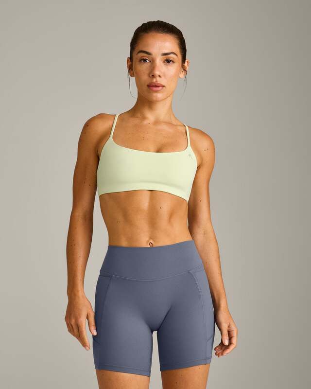 Oneractive Low-Intensity Back-Beautifying Sports Bra Easylift ™ Strappy Sports Bra Oneractive Low-Intensity Back-Beautifying Sports Bra Easylift ™ Strappy Sports Bra