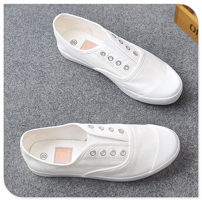 Slip-on cloth shoes white shoes men's lazy shoes 2022 new spring breathable deodorant Korean version all-match canvas summer
