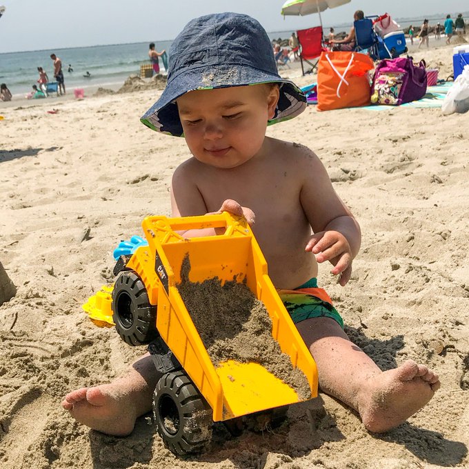 Fun simulation engineering vehicle dump truck forklift can be converted into two types of sliding outdoor sand toys