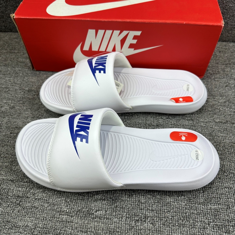 Nike Summer Breathable and Fashionable Home and Outdoor Beach Slippers for Men and Women Cn9675-102-303 Nike Summer Breathable and Fashionable Home and Outdoor Beach Slippers for Men and Women Cn9675-102-303