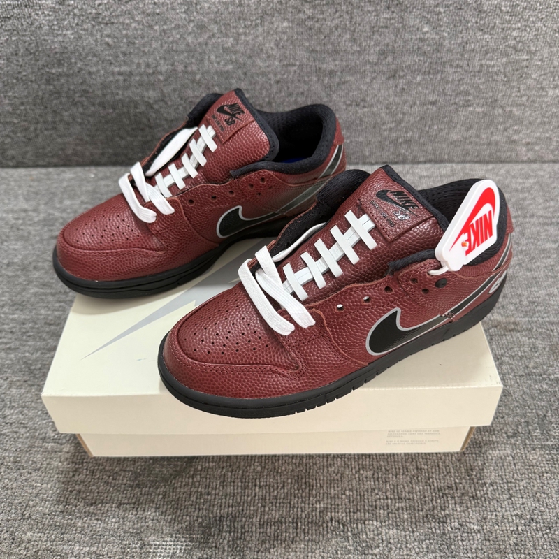Nike/Nike Sb Dunk Men's Sports Casual Comfortable Low-Top Reflective Skate Shoes Hj4131-200 Nike/Nike Sb Dunk Men's Sports Casual Comfortable Low-Top Reflective Skate Shoes Hj4131-200