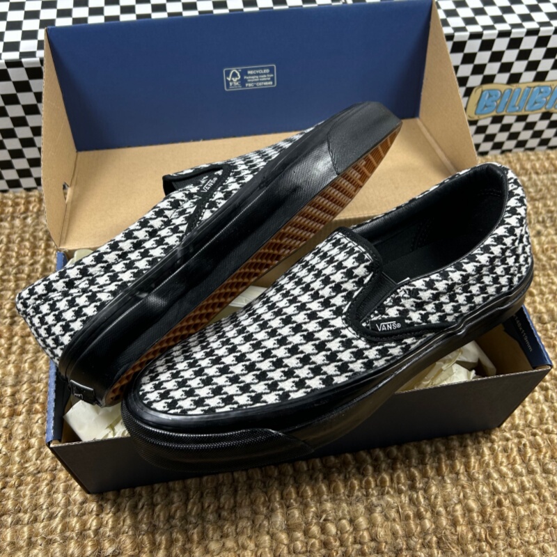 Vans Slip-On High-End Limited Edition Houndstooth Low-Top Slip-On Sneakers Vn000E96Y28
