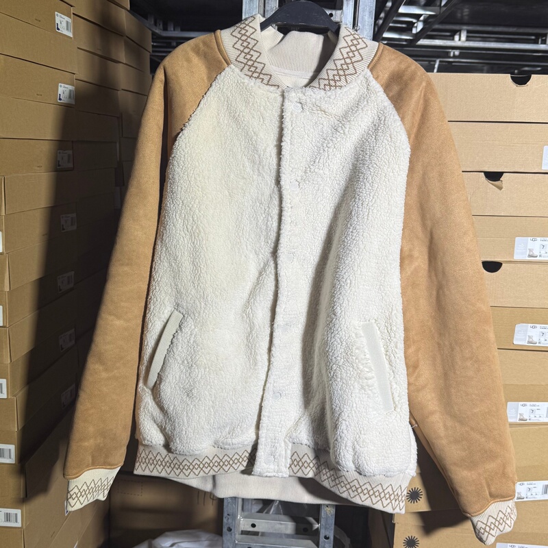 Ugg Men's Jacket, Genuine from the Store, Stylish Patchwork Single-Breasted Warm, Soft, Comfortable and Fleece-Lined Coat 1146550