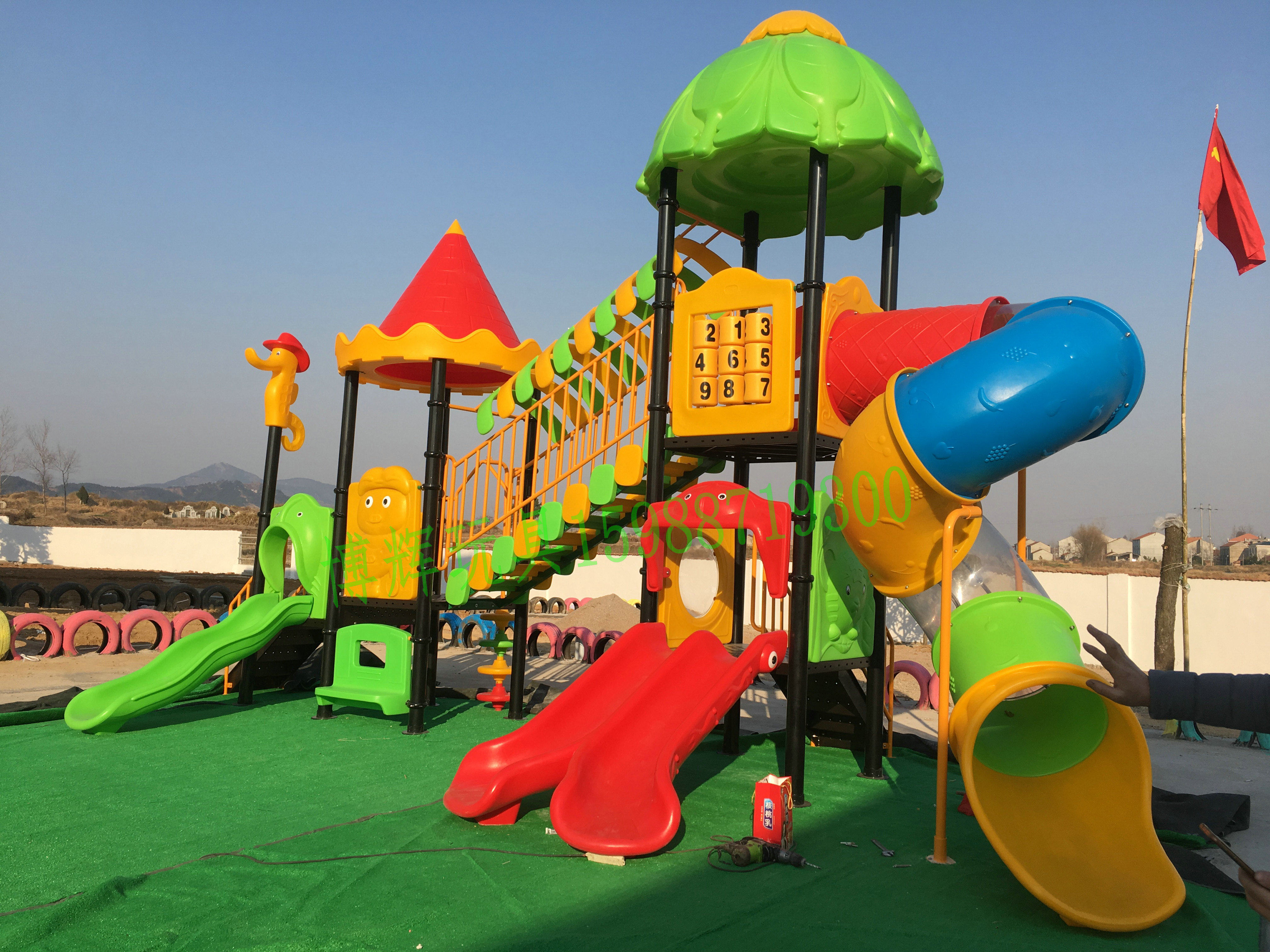 New Children Outdoor Small Doctoral Slides Combination Large Plastic Slide Terraces Mat Kindergarten Pleasure Facilities Swing