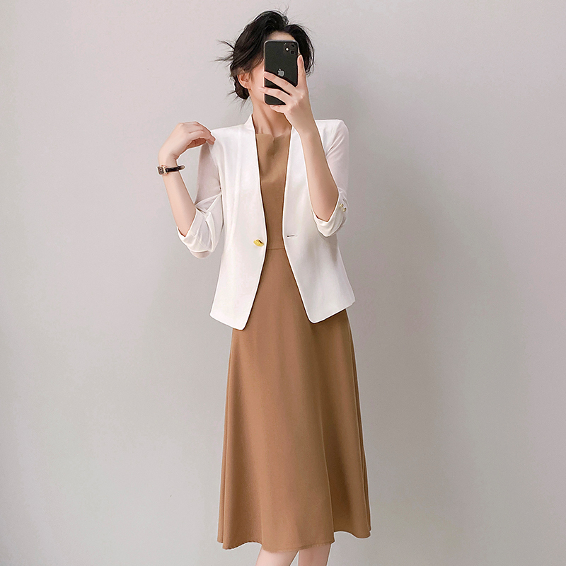 White Blazer for Women, Summer Thin Style, Petite, Waist-Cinching, Slimming, 2026 New Model, Collarless Suit Dress