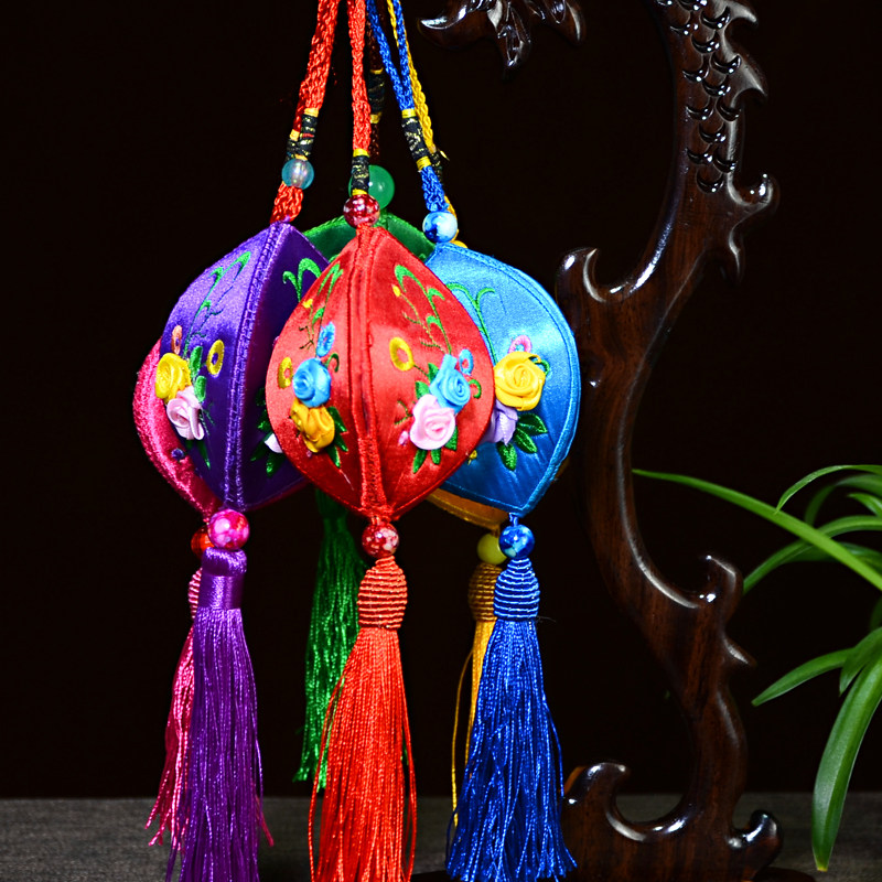 Handicrafting embroidery decoration decoration opensmile bag packbag Chinese style characteristics small gift creative folk custom