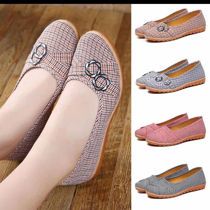 Shoes female soft sole lady bull sole 22 shoes plate in the middle of the old age