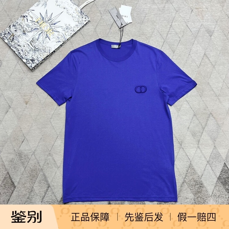 Dior Men's Short-Sleeved T-Shirt, Classic Cd Embroidered Logo, Round Neck, Pure Cotton T-Shirt, Fashionable, Casual, Versatile, Light Luxury Dior Men's Short-Sleeved T-Shirt, Classic Cd Embroidered Logo, Round Neck, Pure Cotton T-Shirt, Fashionable, Casual, Versatile, Light Luxury